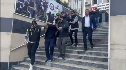 Ortaklar kavga etti müşteri öldü