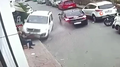 Beyoğlu'nda ehliyetsiz sürücü dehşet saçtı