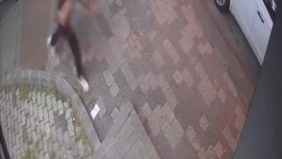 Küçükçekmece'de eski çalışanını satırla kovaladı!