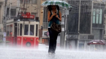 İstanbul'da pazar günü yoğun yağış uyarısı!