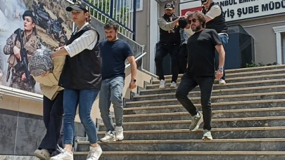 Arnavutköy'de mezarlıkta bulunan erkek bebek cesedini üniversite öğrencisi çıktı