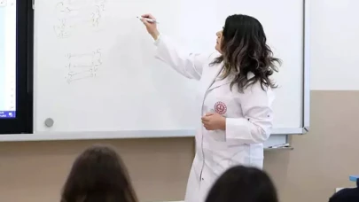 Paylaşım yaptı işinden oldu