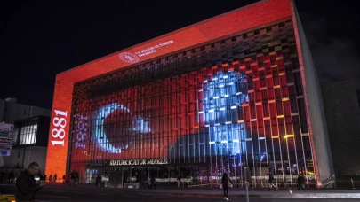 Vatan Uğruna’ konseri AKM’de sanatseverlerle