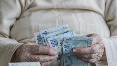 Emekli başvurusunu geciktirenin maaşı düşecek