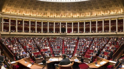 Fransa yine hükümetsiz kalabilir