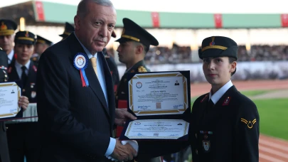 Cumhurbaşkanı Erdoğan: Kendini devletten üstün görenlerin tepelerine bineceğiz!