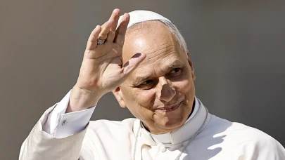 Papa barıştan memnun