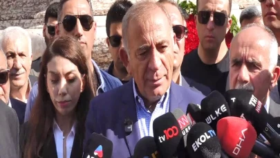 Gürsel Tekin Taksim'de konuştu: Resmi binamız Sarıyer'dir!