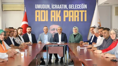 Ejder Batur'dan AK Parti Esenyurt'a ziyaret