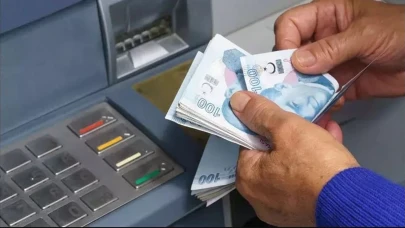Bu saatlerde ATM'den para çekmek riskli!