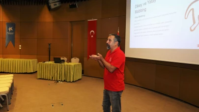 Küçükçekmece Belediyesi'nden 'mobbing eğitimi'