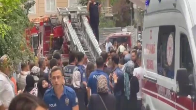 Küçükçekmece'de 5 katlı binada yangın: 1 kişi hayatını kaybetti