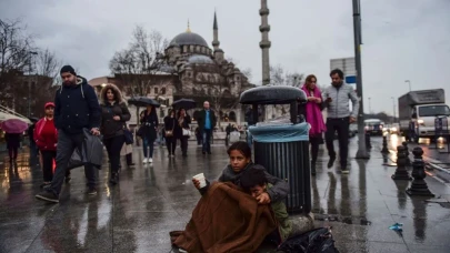 Dört kişilik bir ailenin açlık sınırı 26 bin, yoksulluk sınırı 90 bin!