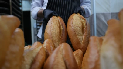 Başakşehir'de ekmekler öğrenciden!