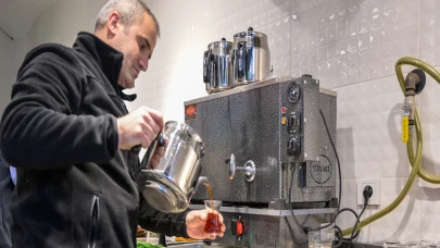 Esenyurt Millet Kıraathanesi'nde çay 5 lira!