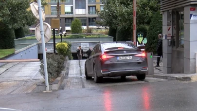 Bakırköy'de sitenin otoparkında 2 araçtan çuvallardaki 30 milyon dolar çalındı iddiası