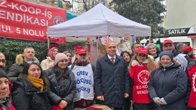 Özel İtalyan Lisesi öğretmenleri 10 gündür grevdeler