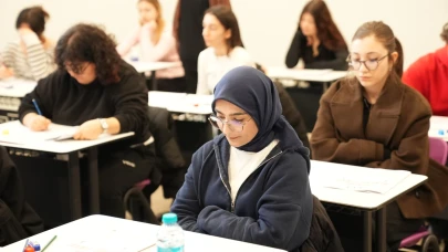 İBB öğrencinin yanında