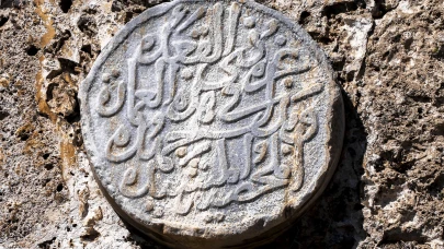 Kaleiçi'nde, Selçuklu'nun kayıp kitabeleri bulundu