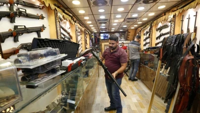 Peynir ekmek gibi silah satılıyor!