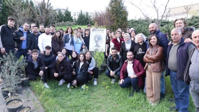 Barış Manço 'Ağaçlar Barış'ı Söyler' projesiyle İstanbul'da anıldı