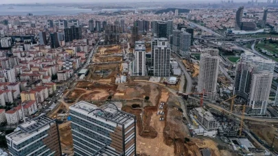 İstanbul'da  dönüşüm telaşı! Sokaklar adeta şantiyeye döndü