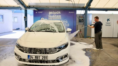 Küçükçekmece Belediyesi'nden Araç Sahiplerine Pratik ve Ekonomik Temizlik Hizmeti: Köpük Noktası!