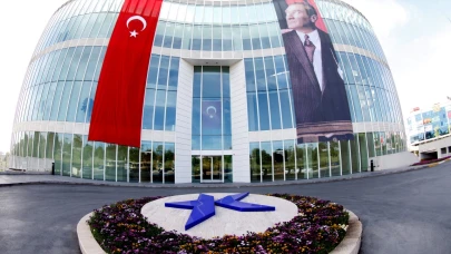 Küçükçekmece Belediyesi Sanatçılara Kapılarını Açıyor: "Sanata Destek Çağrısı Başladı!"