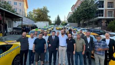 MHP Beylikdüzü İlçe Başkanlığı Gürpınar'da taksici esnafıyla buluştu