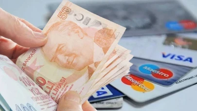 KREDİ BORÇLARI BÜYÜYOR: Vatandaşın finansman yükü artıyor