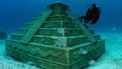 Yonaguni Anıtı’nın gizemi: Japonya açıklarındaki batık şehir