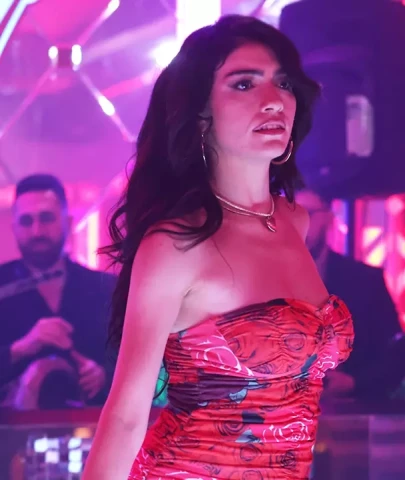 "Dans etmeyi düğünlerde öğrendim!"