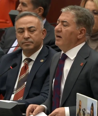 CHP'den TBMM'de asgari ücret protestosu!