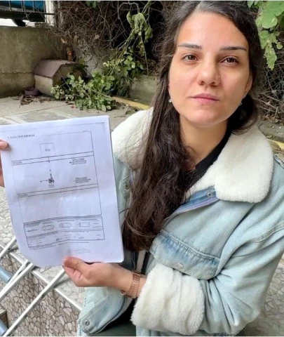 Avcılar'da ilginç kaza! Yaya sürücüye çarptı! Motorcunun ayağı kırıldı!
