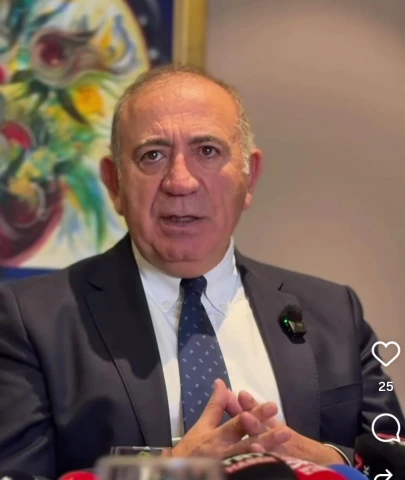 Mert'ten Gürsel Tekin'e kritik soru! İstanbul'da ilçe başkanları değişecek mi?