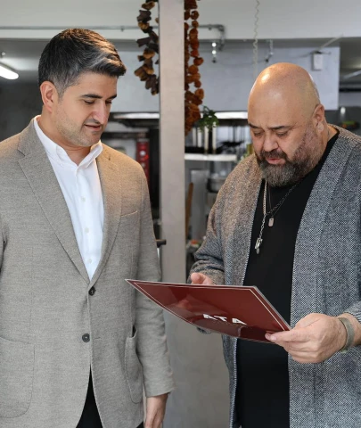 Ata Teras’ta buluştular