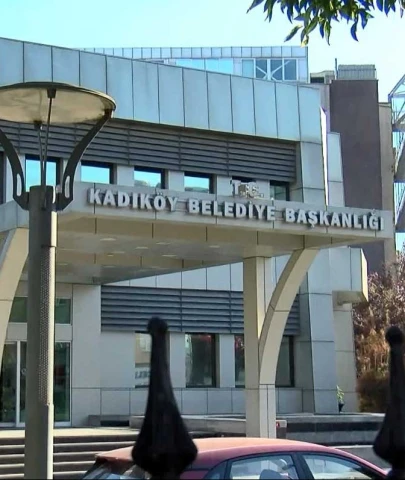 "Kadıköy Belediyesi maaş farklarını ödemiyor"