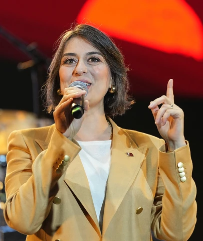 Gençlerimizi sindiremezler!