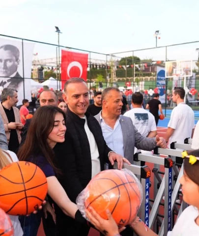 Sancaktepe'de hem açılış hem coşku