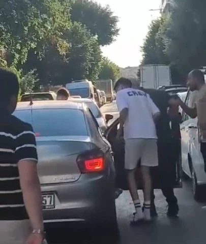 Karı koca tartıştı vatandaş yetişti!