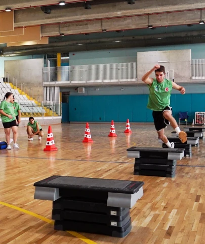 Küçükçekmece Belediyesi'nin yetenek kursları gençleri başarıya taşıdı