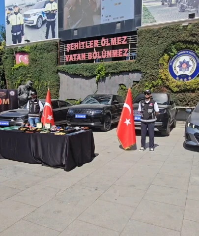 Fatih'te POS dolandırıcılarına operasyon