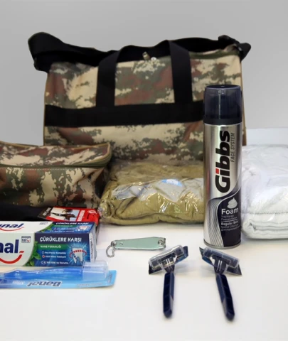 Küçükçekmece Belediyesi'nden 'asker çantası' desteği