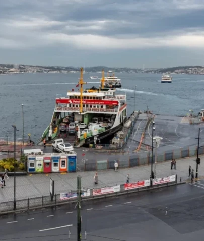Sirkeci iskelesi taşınıyor