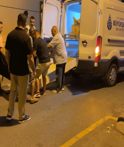 Çilingirle girdiği evde kardeşini ölü buldu!