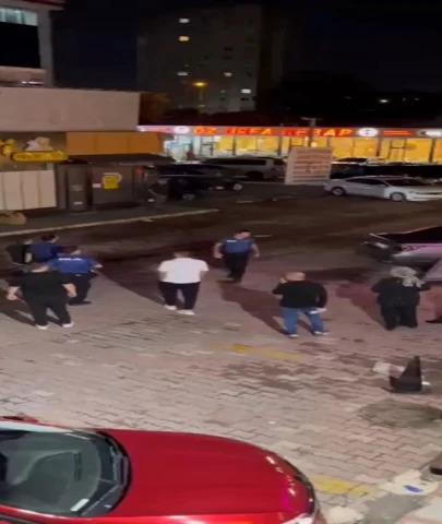 Beylikdüzü'nde alacak verecek kavgası