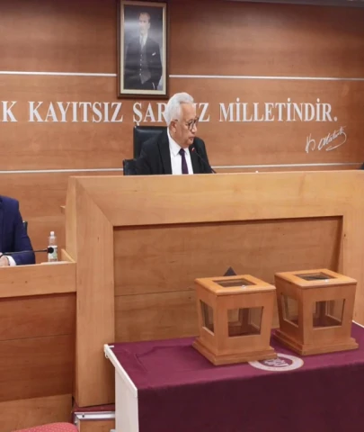 Bayrampaşa Belediyesi'nde Başkanvekilliği seçiminde gerginlik yaşandı