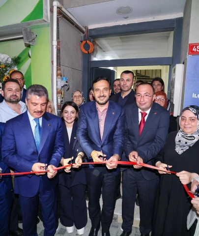 Yeni AK Parti Avcılar ilçe binası açıldı