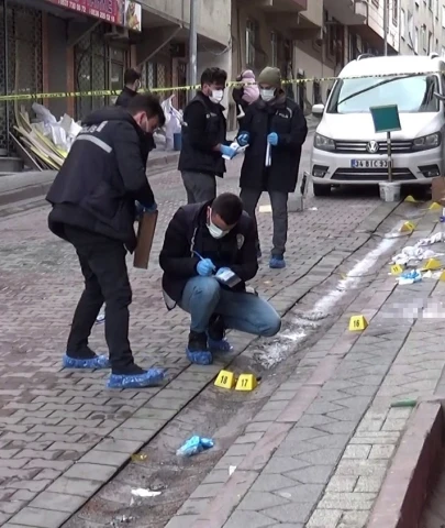 Sultangazi'de akraba kavgası kanlı bitti