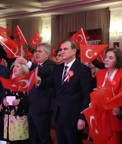 Büyükçekmece  kırmızı beyaz